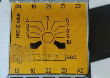 przekaźnik czasowy (timer) marki Hockenheim.