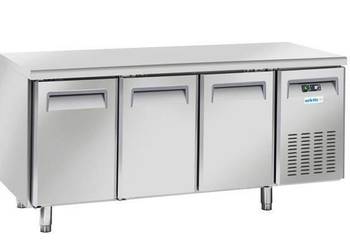 Stół mroźniczy 3-drzwiowy GN 1/1 boczny agregat Hendi 236741