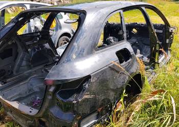 Błotnik tył prawy Audi a4 b9 przed lift kolor ly9b Avant