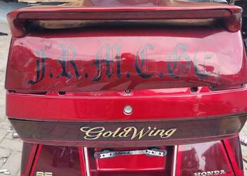 Honda Gold wing GL 1500 SC 22 2000 KUFER CENTRALNY BAGAŻNIK SCHOWEK TYŁ