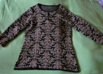 Bluzka ze złotym zdobieniem