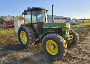 Ciągnik JOHN DEERE 2650, 4x4 (78 KM)