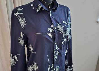 Koszula dla kobiety z interesujacym wzorem w rozmiarze S, rozpinana, H&M