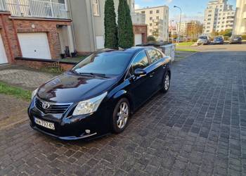 Toyota Avensis III 2.2 T27 sedan diesel 150km polski salon