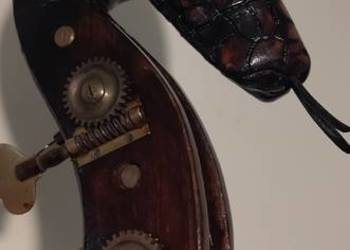 Kontrabas 4/4 Pyton z Filharmonii Lwowskiej.