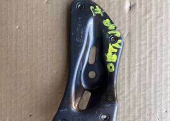 VW SKODA WSPORNIK PODPORA MOCOWANIE BŁOTNIKA PRAWY PRZÓD 1Z0810680A