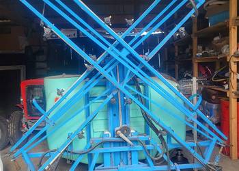 Opryskiwacz 850 litrow
