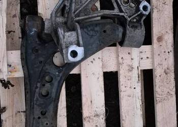 Wachacz lewy Vw Polo 9N