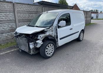 Renault kangoo uszkodzony przód silnik sprawny