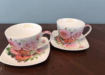 Piękny zestaw porcelany kawowo herbaciany 2 części