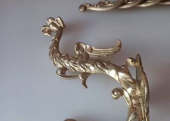 Piękny, mosiężny, stylowy wieszak.