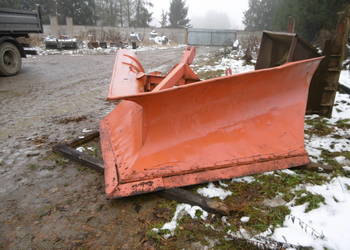 Pług do odśnieżania, klinowy, fabryczny( Hydrema)