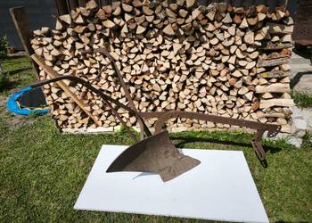 Zabytkowe pługi konne