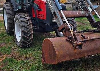 Valtra Valmet 6550, ładowacz mailleux