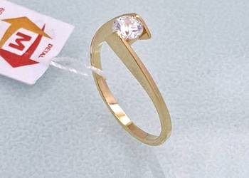 WYPRZEDAŻ !-30%Pierścionek r.20 Złoty pr.585 classic z jednym kamZ-1019 WYPRZEDAŻ !-30%Pierścionek r.20 Złoty pr.585 classic z jednym kamZ-1019