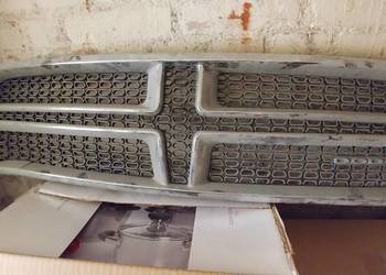Grill Dodge Durango 2014+ uszkodzony