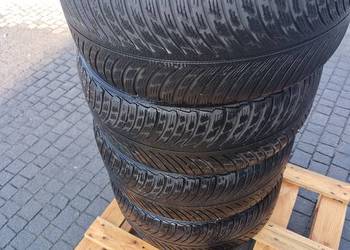 Opony 225/40R18
