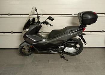 Skuter Honda PCX 125 ( mały przebieg)
