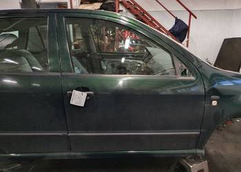 DRZWI PRAWE PRZÓD SKODA FABIA I LF8C