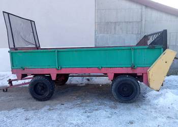 Rozrzutnik obornika dwu osiowy