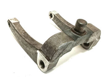 Widełki blokady mechanizmu różnicowego MF3 URSUS 190968M1