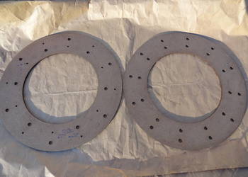 Okładzina tarczy sprzęgła A8018020 410x250x6 2 sztuki oryginał