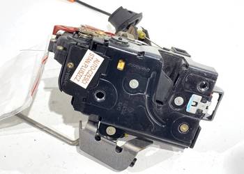 ZAMEK DRZWI LEWY TYŁ AUDI A4 B6 Sedan/Limuzyna 8E0839015 00-05