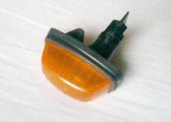 FSM 126p oryg. migacz boczny z żarówką maluch fiat