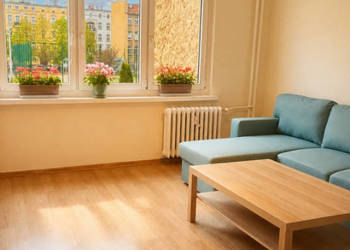 3 pokojowe w centrum z oddzielną kuchnią - umeblowane.
