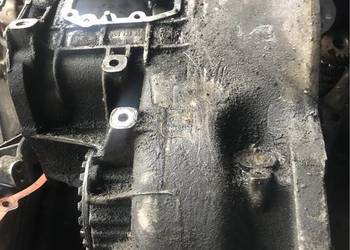 obudowa korpus skrzyni f17 GM Opel 300193851