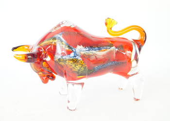 Byk z Wall Street szklana figura Murano style byczek