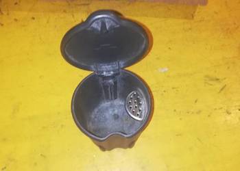 popielniczka 8200728639 RenaultScenic2 Megane2 Clio3 Kangoo2 Master2Trafic2
