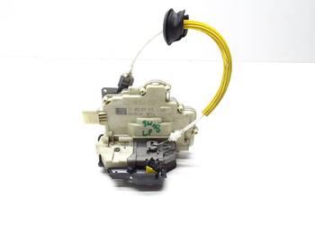 ZAMEK DRZWI LEWY PRZÓD PRZEDNI 4F2837015 AUDI A3 8P LIFT UK