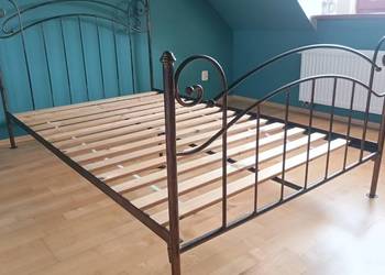 łóżka metalowe