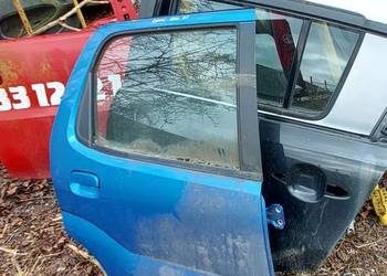 Suzuki ignis 2003 2005 2006 drzwi prawe tył