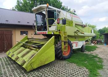 Claas Dominator 76