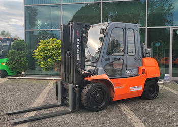 Wózek widłowy Toyota 02-7FD35 triplex 4,3 m diesel | 2012