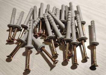 Kołki szybkiego montażu z wkrętami 6x40mm 22 szt.