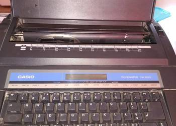 Elektroniczna maszyna do pisania CASIO CW 600