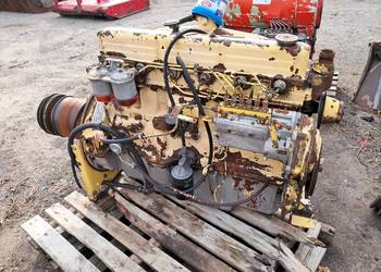 Silnik Ford 6 cylindrowy 2715E w bardzo dobrym stanie z kombajnu 2703E