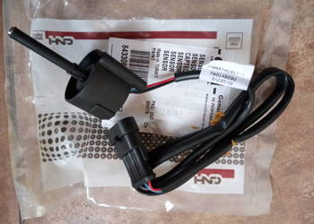 Czujnik, sensor wody w filtrze paliwa New Holland 84330658
