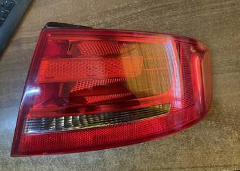 AUDI A4 B8 SEDAN LAMPA PRAWA TYLNA PRAWY TYŁ W BŁOTNIK 8K5945096D