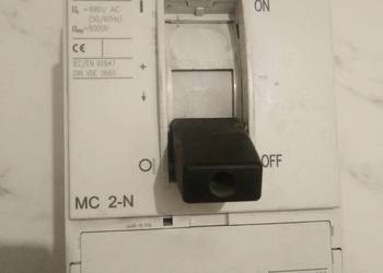 Rozłącznik Schrack MC2-N 250A,3-biegunowy