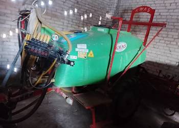 Opryskiwacz ciągany