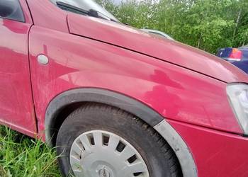 Błotnik przedni prawy Opel Corsa C lift