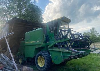 Kombajn zbożowy John deere 1042