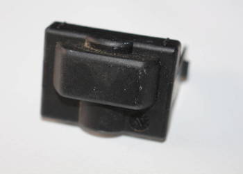 MITSUBISHI CARISMA 97-99 ZAŚLEPKA PRZEŁĄCZNIKA MR740607