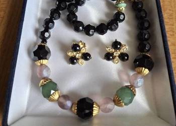 Zestaw - korale w stylu klasycznym i klipsy