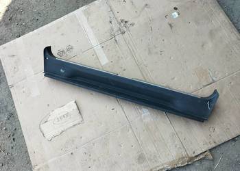 Audi A4 S4 B5 8D 8D9863471 OSŁONA ZAMKA BAGAŻNIKA