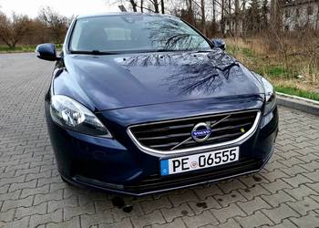 Volvo V40 2.0 D4 190KM | Manual | Ksenon | Kamera |